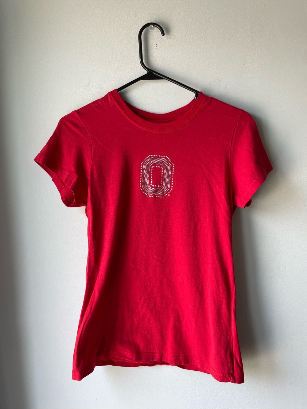 Womens Red Rhinestone 'O' Short Sleeve Tee